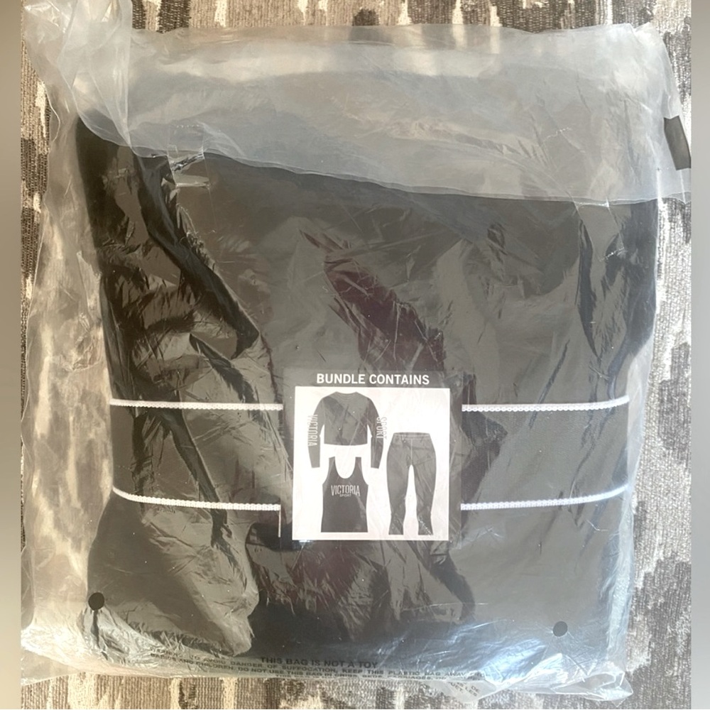 Victori’a Secret Athletic Bundle